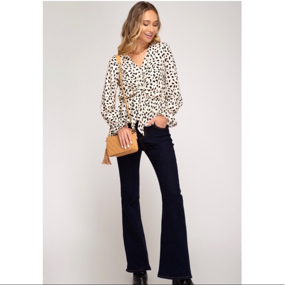 Last One Size SMALL Armora’s |Cheetah Print Blouse - Picture 8 of 8